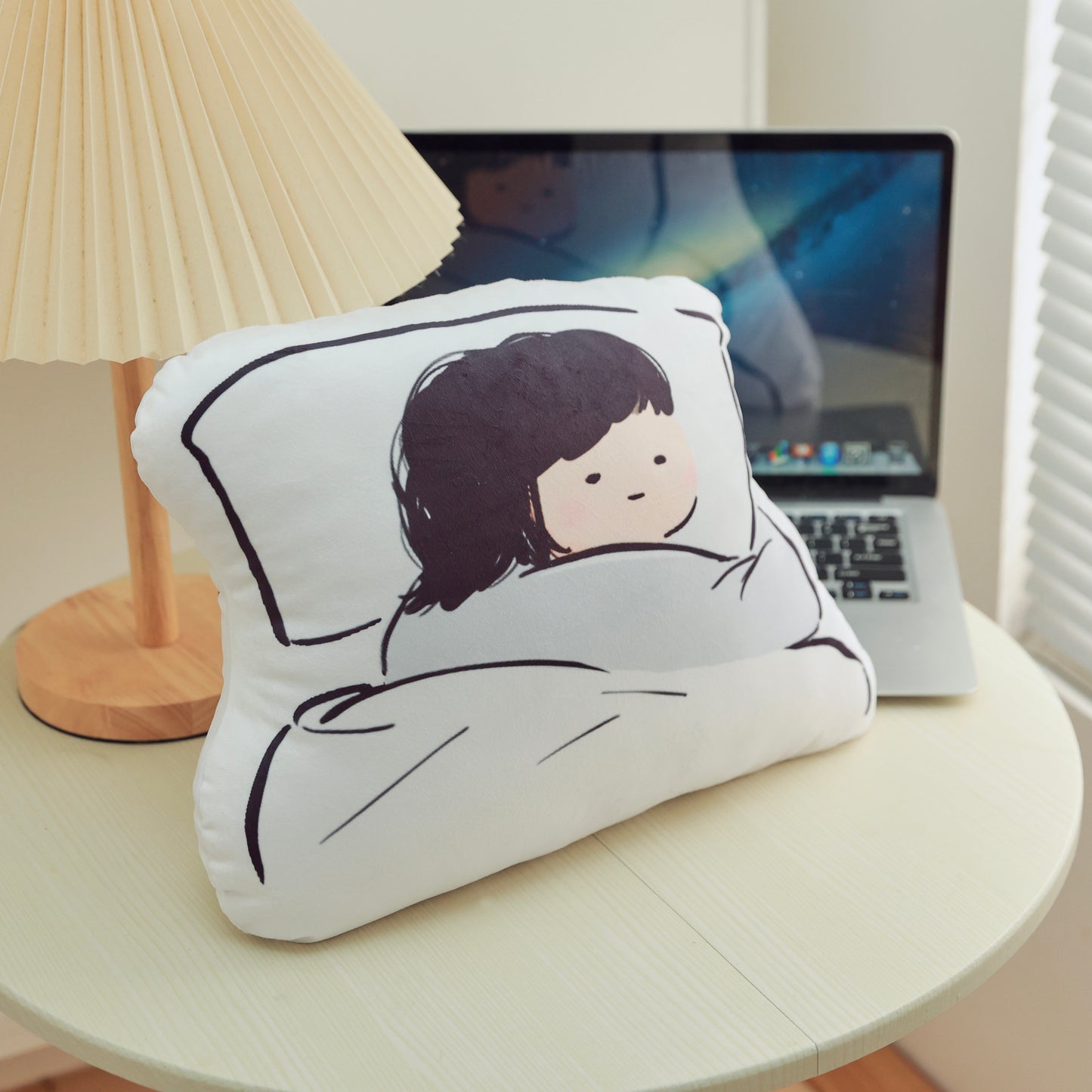 Miss Ng Yuk Classic Take a Nap Cushion