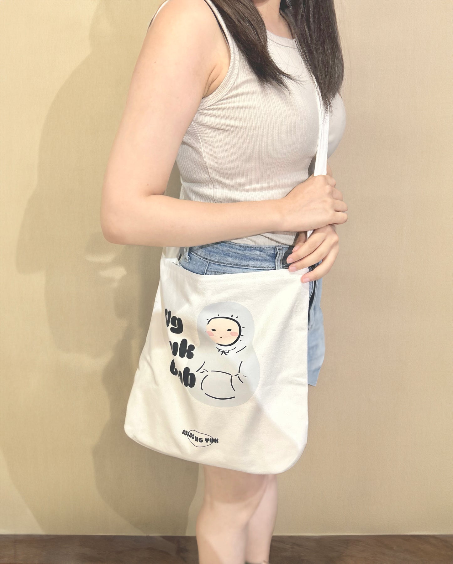 Miss Ng Yuk Zoned Out Cross Bag