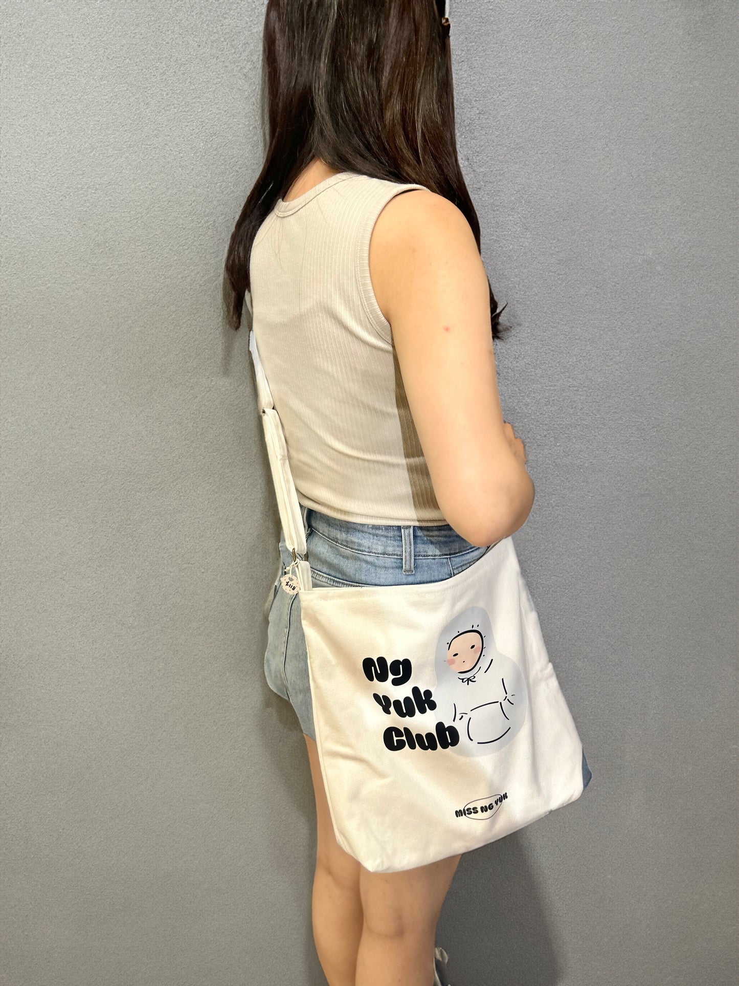 Miss Ng Yuk Zoned Out Cross Bag