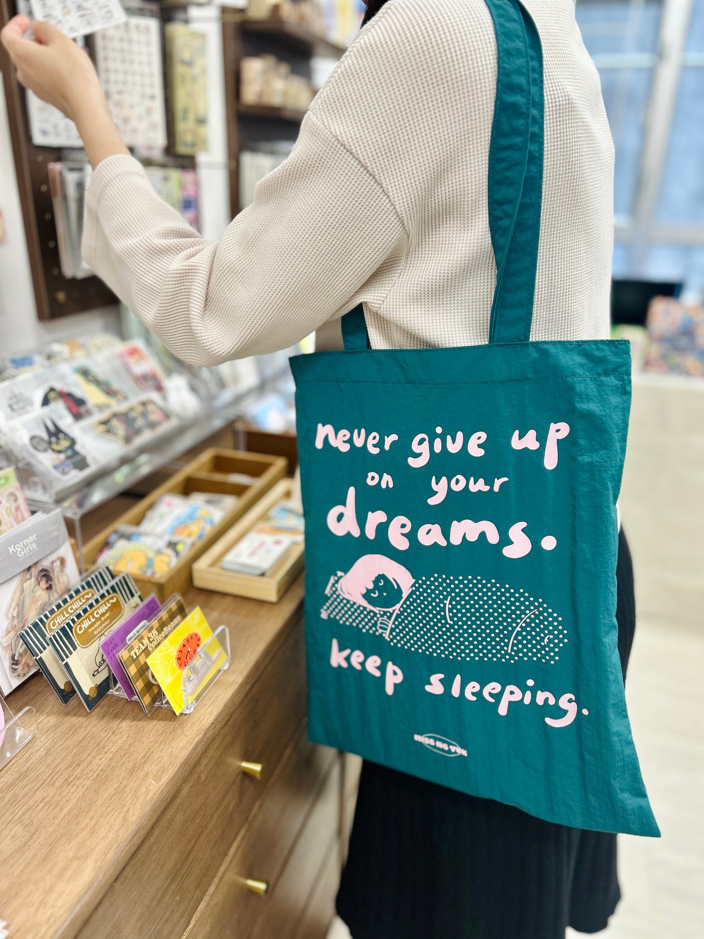 Miss Ng Yuk Never Give Up on Your Dreams, Keep Sleeping Tote Bag (Evergreen)