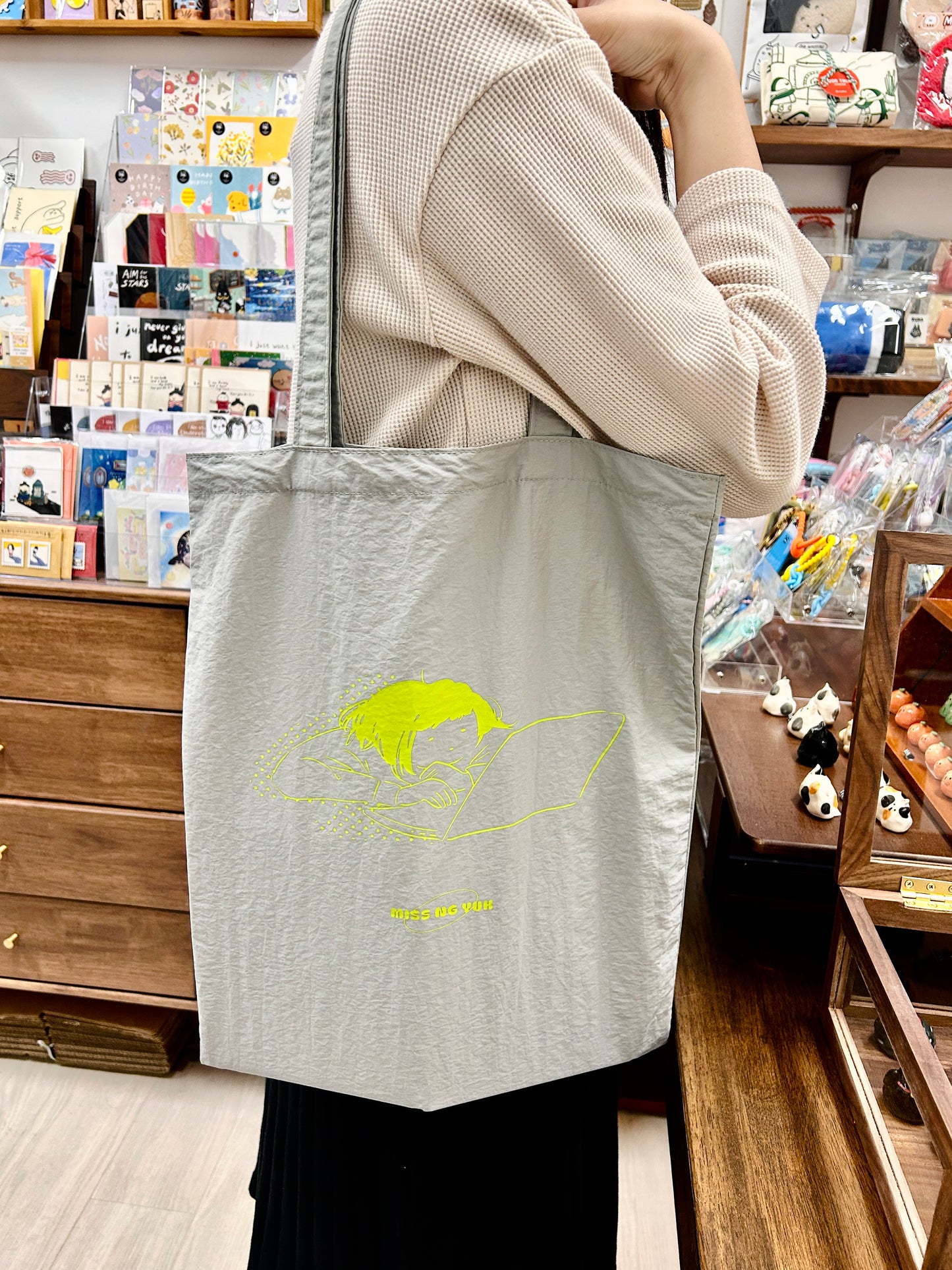 Miss Ng Yuk No Working Nylon Tote Bag (Grey)